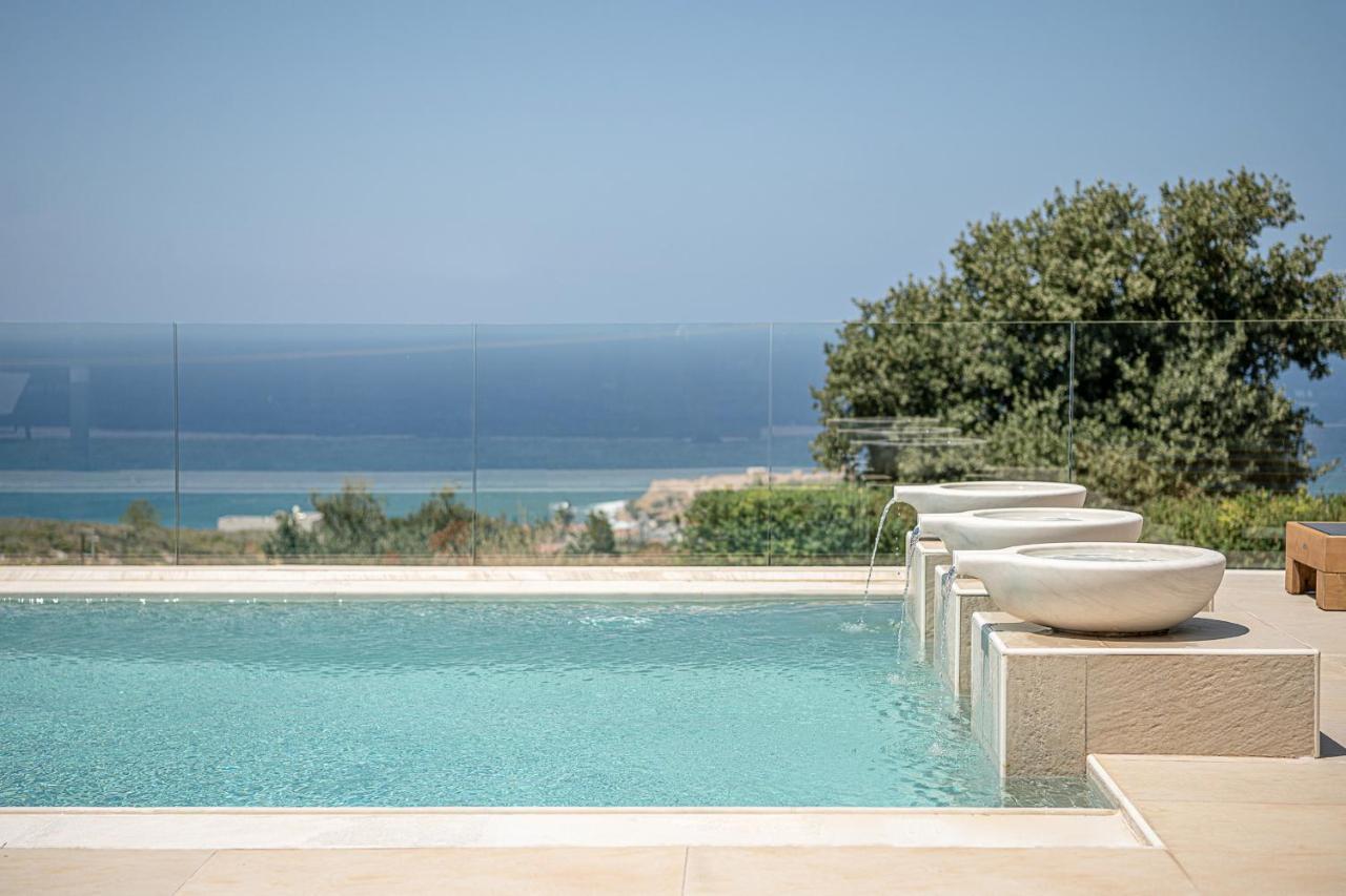 Villa Heora - The Floating Residence Tria Monastiria Exterior photo