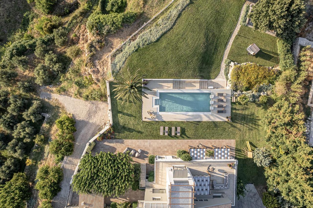 Villa Heora - The Floating Residence Tria Monastiria Exterior photo