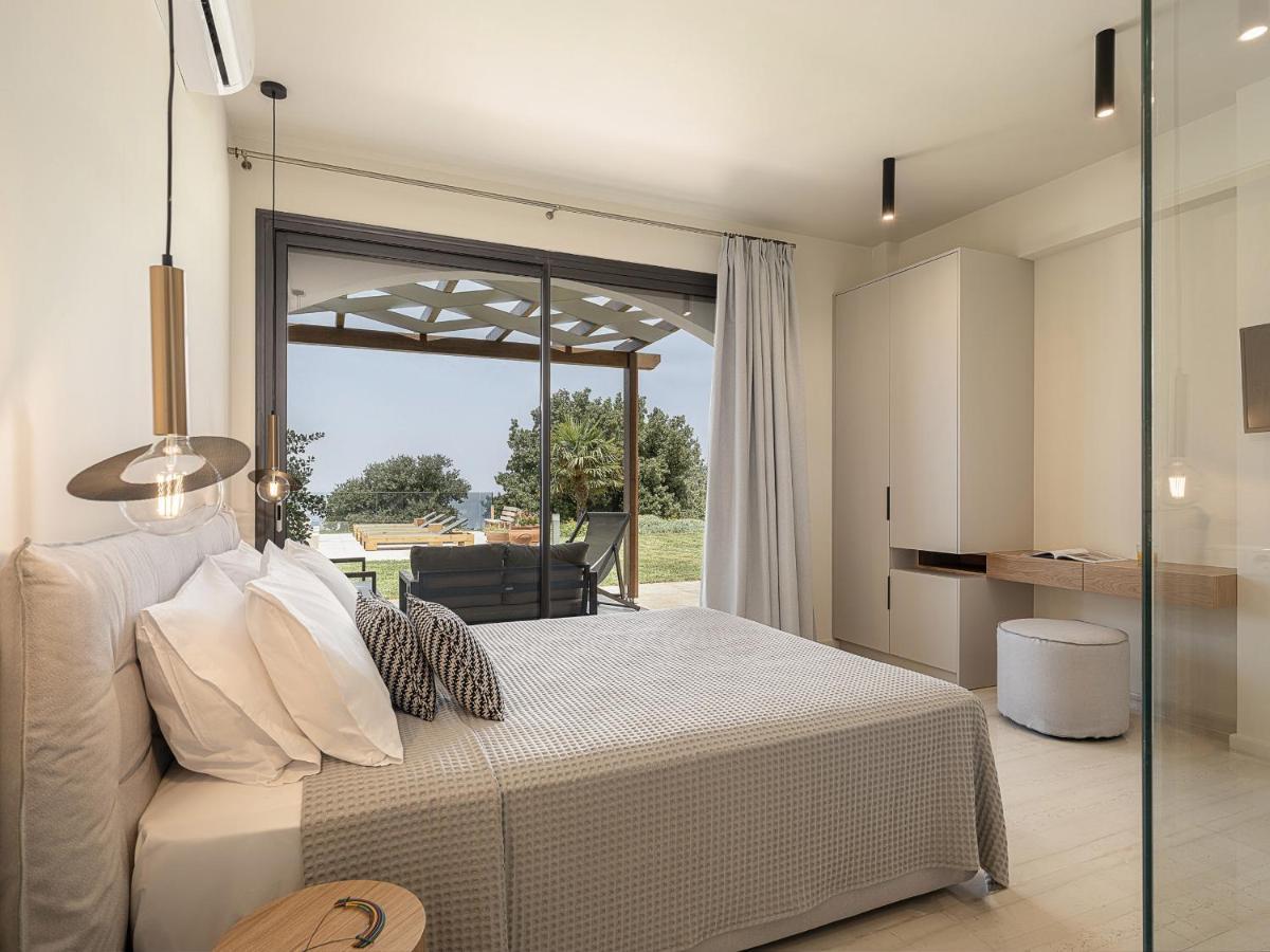 Villa Heora - The Floating Residence Tria Monastiria Exterior photo